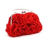 18Pcs Elegant Red Floral Evening Clutch Bag – Vintage Rose Design - Image 2